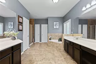 4224 Walnut Bend Dr, Friendswood, TX 77546 - Photo 22
