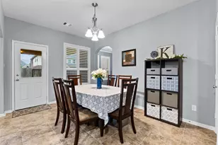 4224 Walnut Bend Dr, Friendswood, TX 77546 - Photo 12