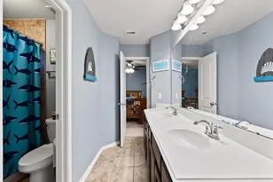 4224 Walnut Bend Dr, Friendswood, TX 77546 - Photo 38