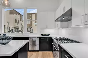 3 N St Charles St, Houston, TX 77003 - Photo 4