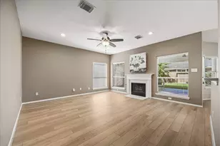 4231 Rocky Bend Dr, Sugar Land, TX 77479 - Photo 2