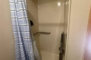 1104 Rorem Ave, Palacios, TX 77465 - Photo 18