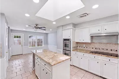 16346 Havenpark Court, Houston, TX 77059 - Photo 10