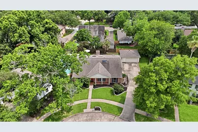 16346 Havenpark Court, Houston, TX 77059 - Photo 16