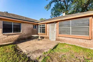 15235 Heron Park Dr, Humble, TX 77396 - Photo 32