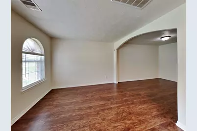 5043 Willow Point Drive, Conroe, TX 77303 - Photo 4