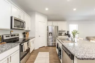 2830 N Colosseum Ct, New Caney, TX 77357 - Photo 16