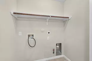 13307 Bomoseen Lake Rd, Houston, TX 77044 - Photo 32