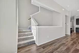 9423 Towne Lake Pkwy, Cypress, TX 77433 - Photo 8