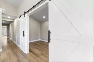 1115 Sunset, San Leon, TX 77539 - Photo 10