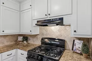 1404 Esther Blvd, Bryan, TX 77802 - Photo 16