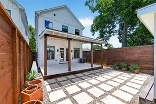 935 Bunton St, Houston, TX 77009 - Photo 48
