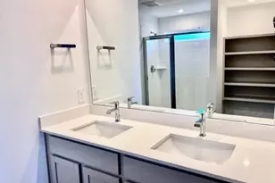 7711 Green Trot Ln, Rosharon, TX 77583 - Photo 10