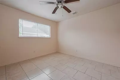 9126 Willow Meadow Drive, Houston, TX 77031 - Photo 30