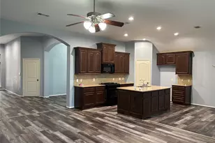 10902 Brighton Gardens Dr, Richmond, TX 77406 - Photo 4
