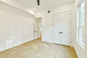 164 Wallace St, Houston, TX 77022 - Photo 22