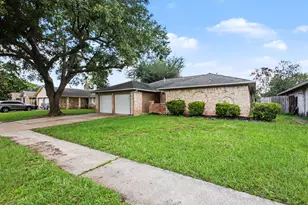4806 Marywood Dr, Spring, TX 77388 - Photo 2