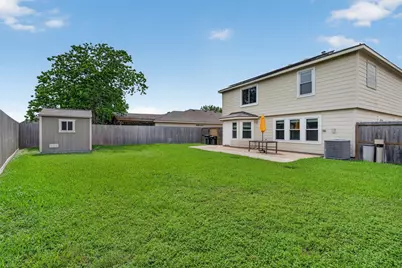 17111 Kemble Creek Drive, Houston, TX 77084 - Photo 34