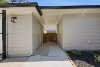 2207 Crystal Hills Drive, Houston, TX 77077 - Photo 44