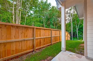 211 S Spotted Fern Dr, Montgomery, TX 77316 - Photo 4