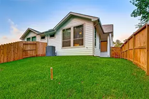 211 S Spotted Fern Dr, Montgomery, TX 77316 - Photo 36