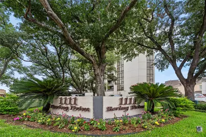1111 Bering Drive #1001, Houston, TX 77057 - Photo 32