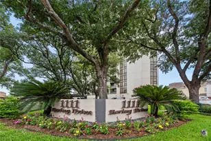 1111 Bering Dr, Houston, TX 77057 - Photo 32