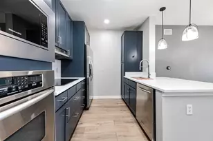 505 Jackson Hill St, Houston, TX 77007 - Photo 1