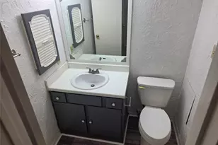 3025 Walnut Bend Ln, Houston, TX 77042 - Photo 22