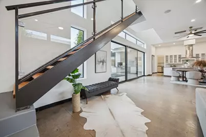 118 Tuam Street, Houston, TX 77006 - Photo 12