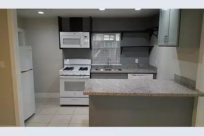 2021 W Main Street #A, Houston, TX 77098 - Photo 2