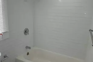 2021 W Main St, Houston, TX 77098 - Photo 10