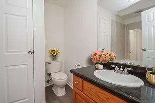 9850 Pagewood Ln, Houston, TX 77042 - Photo 12