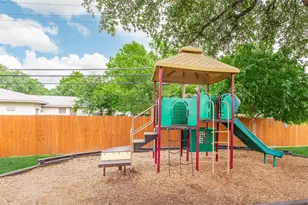 1212 Hampshire Ln, Richardson, TX 75080 - Photo 30