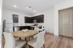 4509 Mt Vernon St, Houston, TX 77006 - Photo 2