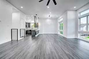 1913 Hoskins Dr, Houston, TX 77080 - Photo 8