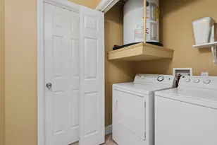 7000 Seawall Blvd, Galveston, TX 77551 - Photo 10