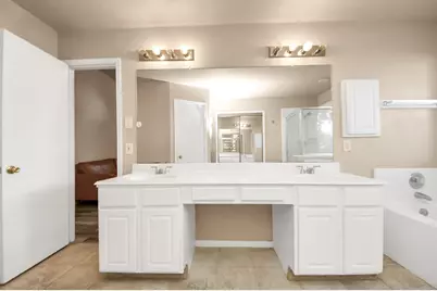 7902 Belterraza Court, Houston, TX 77083 - Photo 24