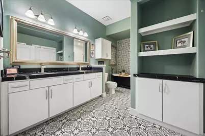 1901 Post Oak Boulevard #3216, Houston, TX 77056 - Photo 8