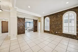 404 Primrose Ln, League City, TX 77573 - Photo 8