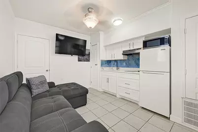 2809 Tooke Street #D, Houston, TX 77023 - Photo 2