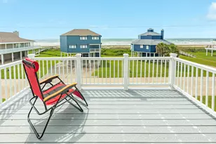 19155 Kahala Dr, Galveston, TX 77554 - Photo 4