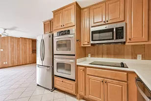 2920 Heron Dr, Galveston, TX 77551 - Photo 16