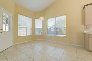 18418 Lakeview Cir, Houston, TX 77084 - Photo 10