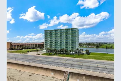 9420 Seawall Boulevard #306, Galveston, TX 77554 - Photo 2