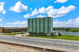 9420 Seawall Blvd, Galveston, TX 77554 - Photo 2
