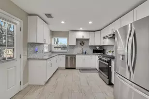 10027 Storm Meadow Dr, Houston, TX 77064 - Photo 2