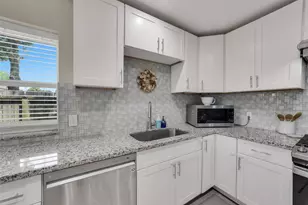 10027 Storm Meadow Dr, Houston, TX 77064 - Photo 12