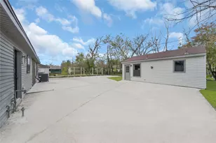 4331 Herridge St, Houston, TX 77022 - Photo 30