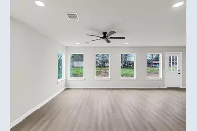 1006 4th Street, Hempstead, TX 77445 - Photo 6